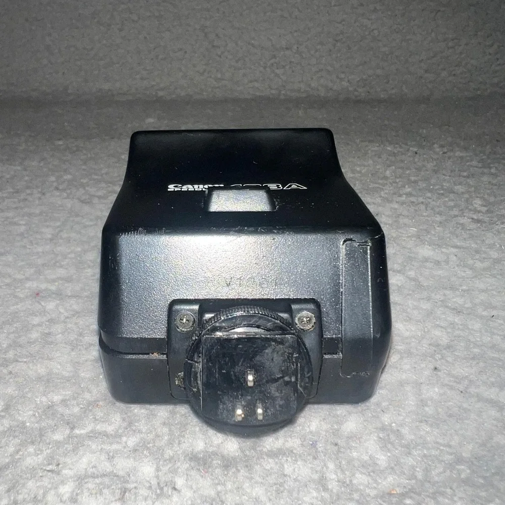 VTG Canon Speedlite 188A 35mm SLR‎ Camera Shoe Mount Electronic Flash With Case
